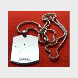 Halskde med forslvet plade stjernetegn