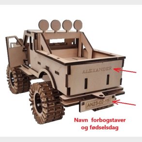 Dbsgave til dreng JEEP med navn og dato